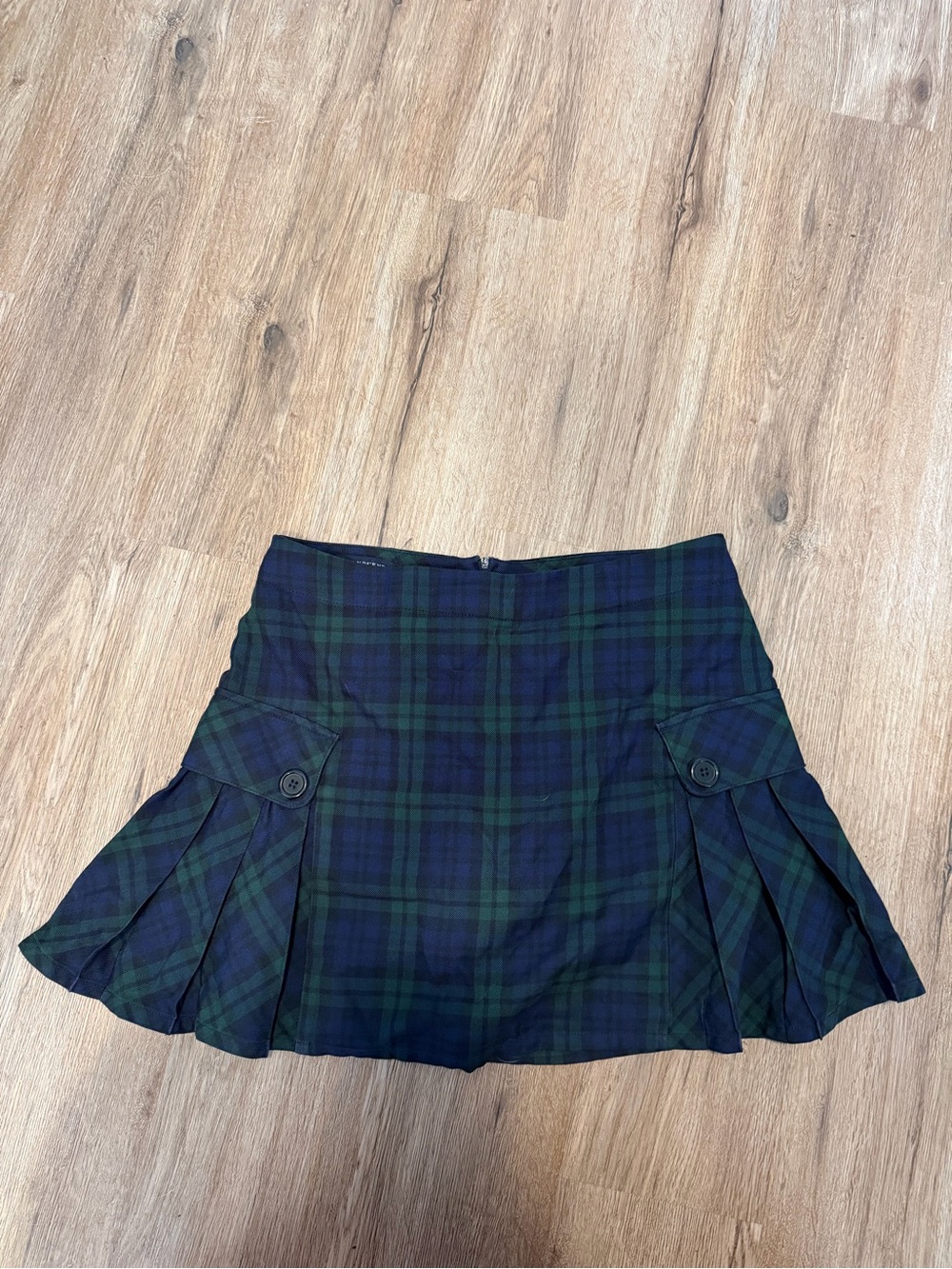 Land’s End Plaid Pleated Mini Skirt in Navy & Green